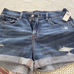 NWT Old Navy Boyfriend Jean Shorts - 4